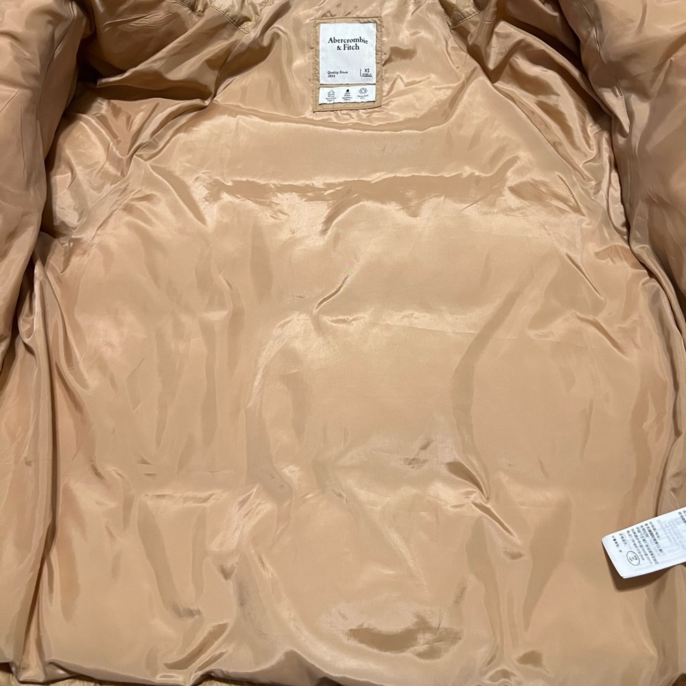 Abercrombie & Fitch Camel Puffer Jacket - Picture 5 of 13